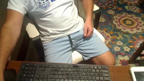 Snapshot of miamiwrestler chatting on 04/21/26, 12:45 miamiwrestler online show from 04/21/26, 12:45