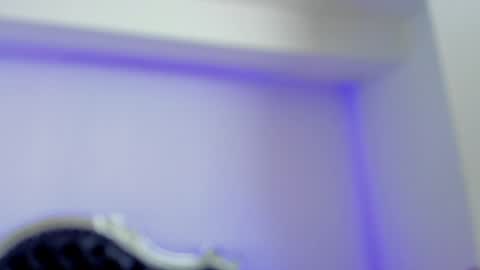 Mia   -5 7001400 Follow  online show from 01/17/25, 04:15