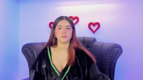 Mia   -5 7001400 Follow  online show from 02/25/25, 03:38