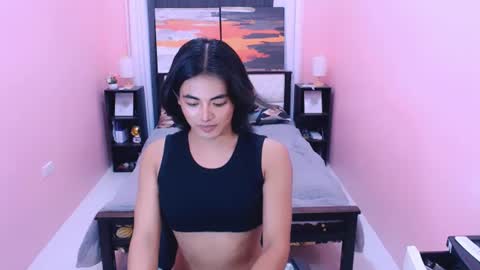 Snapshot of miamoreamara69 chatting on 06/28/26, 07:20 miamoreamara69 online show from 06/28/26, 07:20