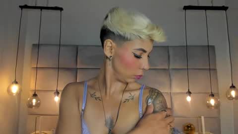 Mia Morgann online show from 01/13/25, 11:52