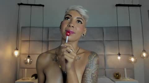 Mia Morgann online show from 02/02/25, 03:07