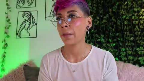 Mia Morgann online show from 10/29/25, 02:41