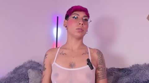 Mia Morgann online show from 12/01/25, 12:32