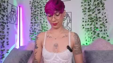 Snapshot of miamorgann chatting on 04/19/26, 02:05 Mia Morgann online show from 04/19/26, 02:05
