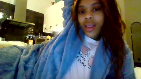 MiaMuffn online show from 02/02/25, 01:02