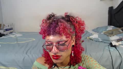 MianCuntyDoll online show from 12/31/24, 04:27