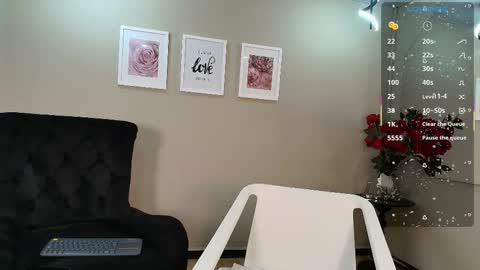 Snapshot of miaoconell chatting on 11/17/25, 12:00 miaoconell online show from 11/17/25, 12:00