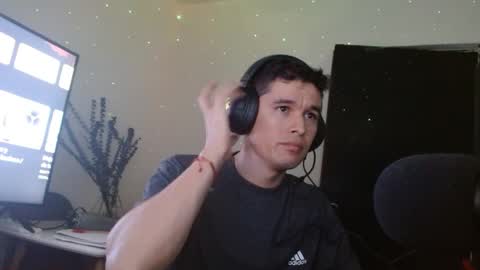 Snapshot of miaou_miaou chatting on 01/09/25, 08:33 miaou_miaou online show from 01/09/25, 08:33