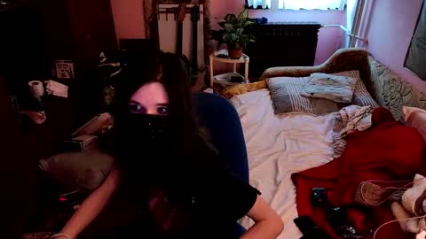 Kristien online show from 02/23/25, 03:18