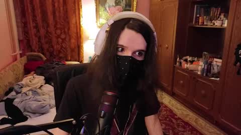 Kristien online show from 11/07/25, 08:42