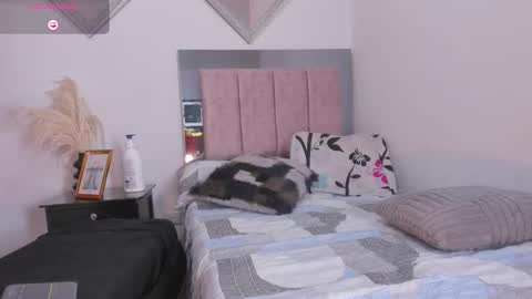 Snapshot of miapearls_ chatting on 02/26/26, 07:51 miapearls_ online show from 02/26/26, 07:51