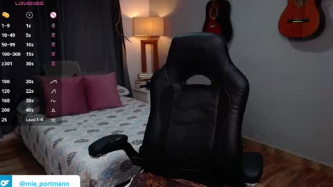 MIAPORTMANN online show from 01/03/25, 01:58