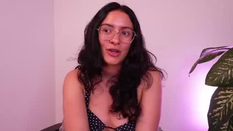 Snapshot of miaportman chatting on 06/25/26, 05:12 MIAPORTMANN online show from 06/25/26, 05:12