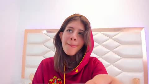 Sweetie Mia online show from 01/13/25, 06:27