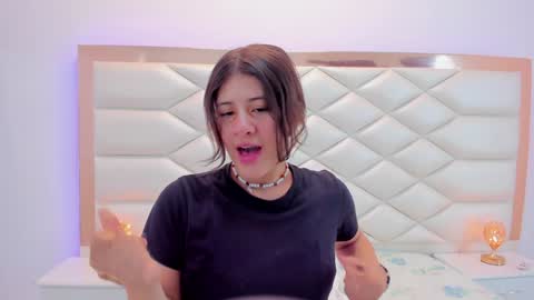 Sweetie Mia online show from 01/17/25, 12:21