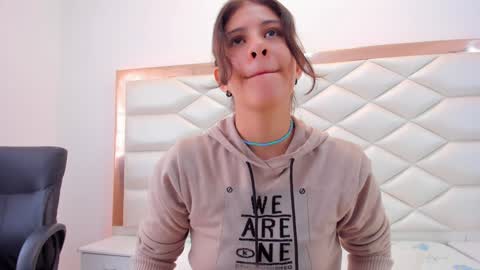 Sweetie Mia online show from 01/29/25, 03:15