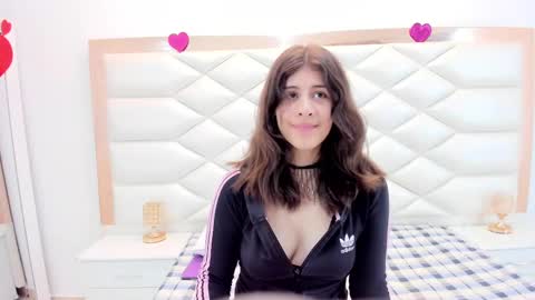 Sweetie Mia online show from 02/13/25, 03:35