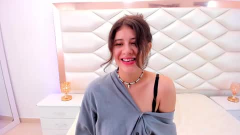 Sweetie Mia online show from 02/20/25, 03:30