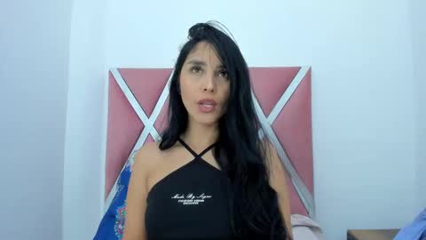 Mia Quevedo online show from 09/26/25, 11:47