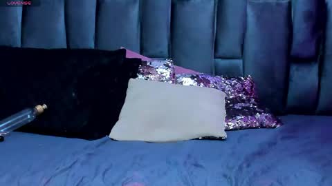 miarivers_1 online show from 04/28/26, 08:14