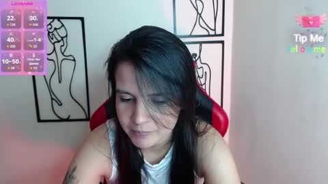Snapshot of miarobinn_ chatting on 07/27/26, 05:20 miarobinn_ online show from 07/27/26, 05:20