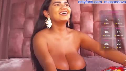 miasaandovaal 22 online show from 09/16/25, 08:21