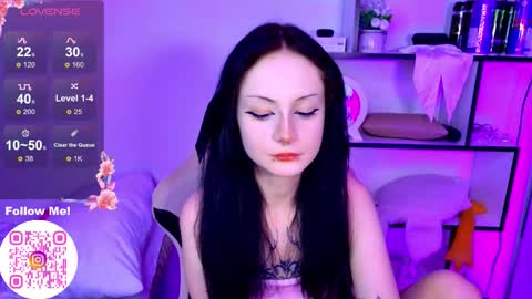 Snapshot of miascarlettttt chatting on 11/29/25, 08:01 Mia online show from 11/29/25, 08:01