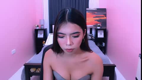 Snapshot of miasmith09 chatting on 03/22/26, 06:50 Pau and jence online show from 03/22/26, 06:50