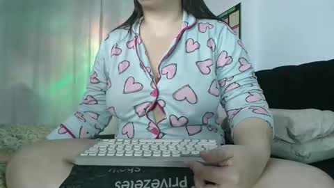 Snapshot of miasp chatting on 05/15/26, 11:45 MiaSP online show from 05/15/26, 11:45