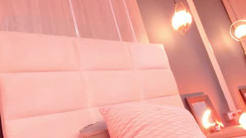 Mia online show from 03/03/25, 09:37