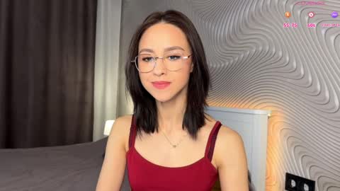 Snapshot of miasweetashoney chatting on 05/07/26, 08:20 Mia online show from 05/07/26, 08:20