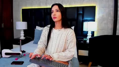 Mia Sweetth online show from 02/24/25, 11:43