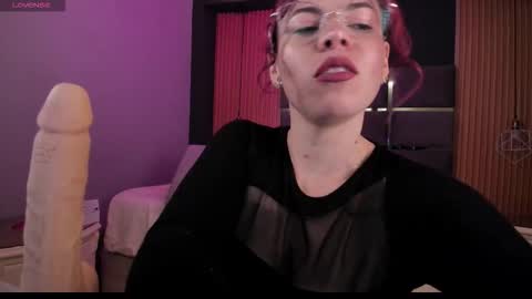 Snapshot of miatorres4 chatting on 03/10/26, 03:33 miatorres4 online show from 03/10/26, 03:33