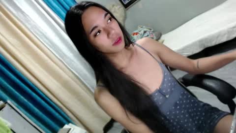 Snapshot of miatrixs chatting on 01/01/25, 07:43 Mia online show from 01/01/25, 07:43