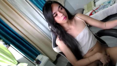 Snapshot of miatrixs chatting on 01/02/25, 11:27 Mia online show from 01/02/25, 11:27