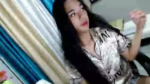 Snapshot of miatrixs chatting on 01/13/25, 07:21 Mia online show from 01/13/25, 07:21