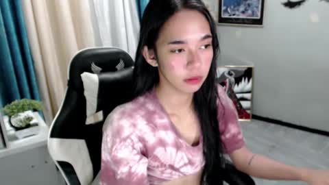 Snapshot of miatrixs chatting on 01/25/25, 07:18 Mia online show from 01/25/25, 07:18