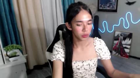 Snapshot of miatrixs chatting on 02/02/25, 11:30 Mia online show from 02/02/25, 11:30