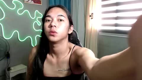 Snapshot of miatrixs chatting on 09/30/25, 07:57 Mia online show from 09/30/25, 07:57