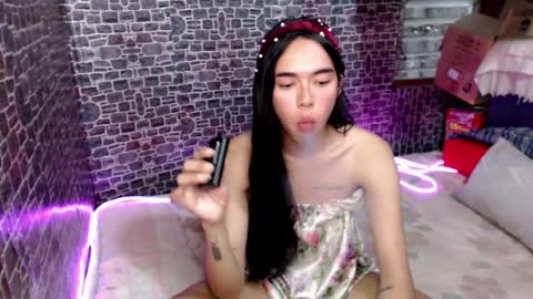 Snapshot of miatrixs chatting on 02/03/26, 06:22 Mia online show from 02/03/26, 06:22