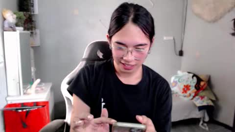 Snapshot of miatrixs chatting on 02/28/26, 07:09 Mia online show from 02/28/26, 07:09