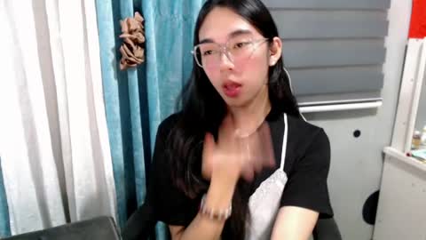 Snapshot of miatrixs chatting on 04/02/26, 06:05 Mia online show from 04/02/26, 06:05