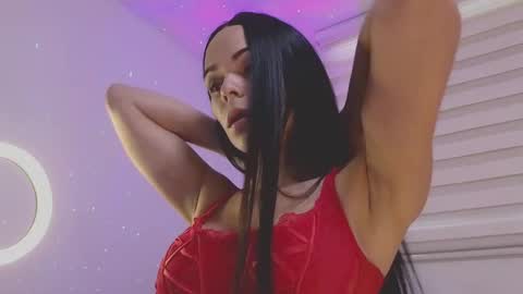 Mia online show from 03/12/25, 03:51