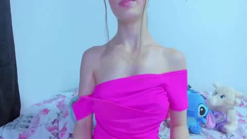  Chloe  online show from 02/07/25, 12:42