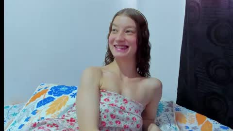 Snapshot of miavolkova_ chatting on 04/18/26, 07:58 Chloe online show from 04/18/26, 07:58