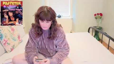 Snapshot of miawallace__ chatting on 01/14/26, 02:23 Mia online show from 01/14/26, 02:23