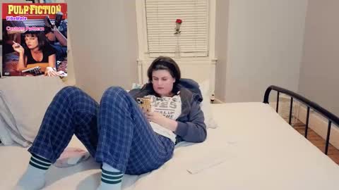 Snapshot of miawallace__ chatting on 04/16/26, 09:39 Mia online show from 04/16/26, 09:39