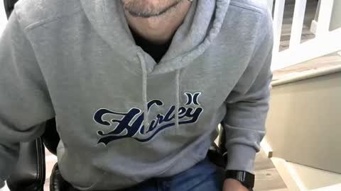 Snapshot of mic6969mic chatting on 01/30/25, 05:17 mic6969mic online show from 01/30/25, 05:17