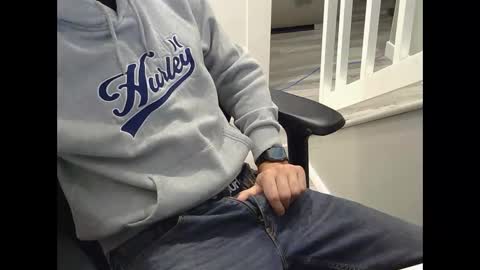 Snapshot of mic6969mic chatting on 10/21/25, 12:50 mic6969mic online show from 10/21/25, 12:50